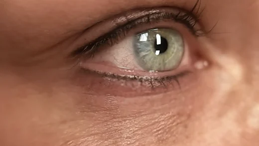 How to clean eyes after an eyeliner tattoo?